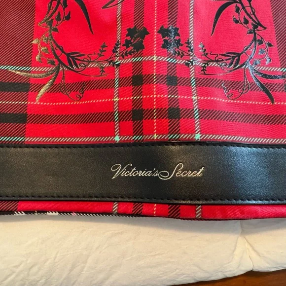 Victoria's Secret Red Plaid Tote Bag - Picture 2 of 4
